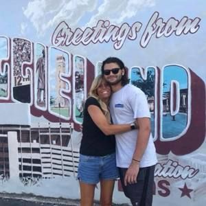 Meet your Posher, Joey